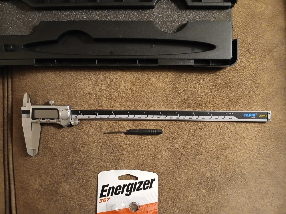 PEC TOOLS 12"/300mm CAPRI DIGITAL CALIPER LCD DISPLAY