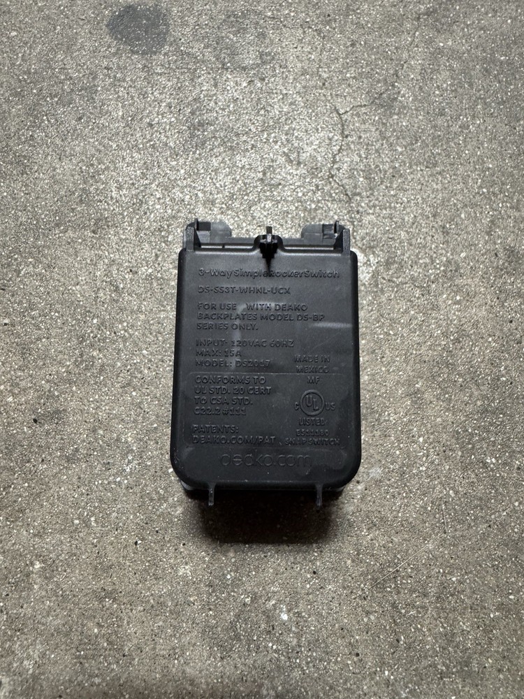 Deako Simple Rocker Switch (Single-Pole & Multiway) DS2017