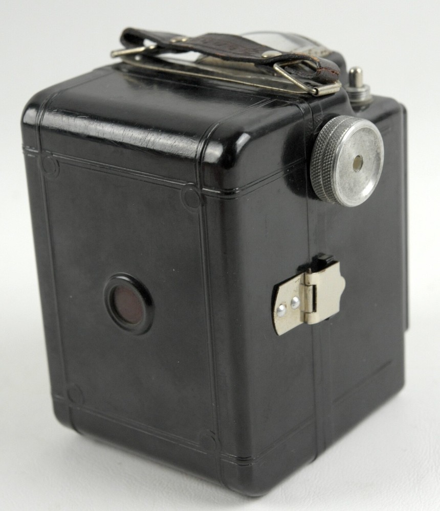 Genos Rapid Box camera Bakelite camera