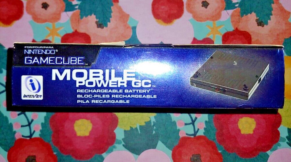 Interact Nintendo Gamecube Mobile Power Rechargeable Battery NEW