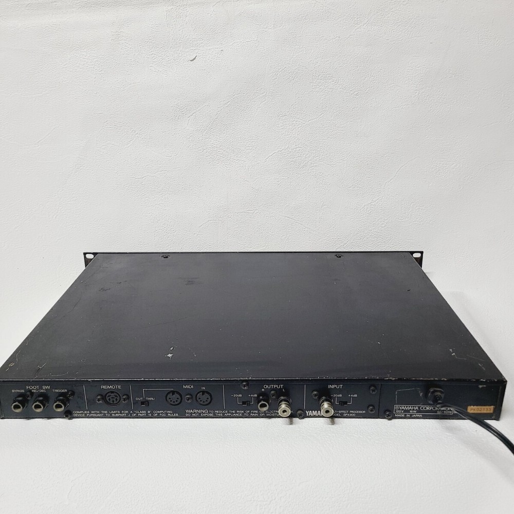 YAMAHA PROFESSIONAL MULTI-EFFECT PROCESSOR SPX900 - Simple operation confirmed