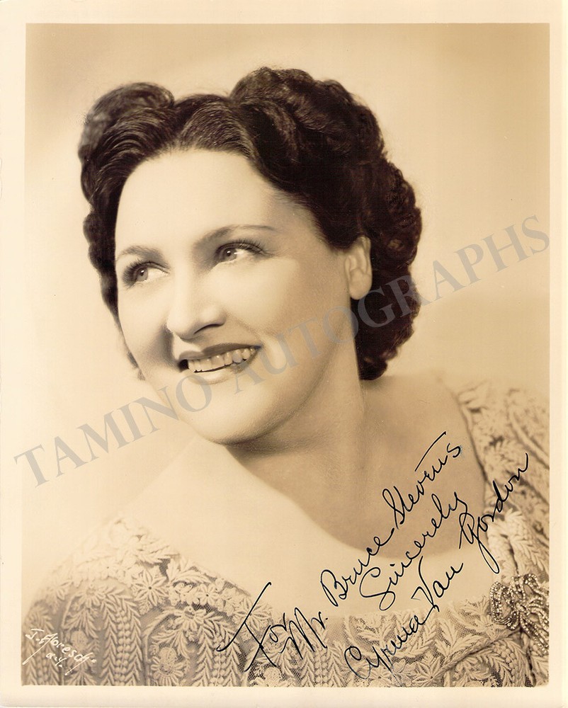 Van Gordon, Cyrena - Signed Photograph