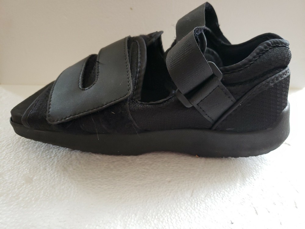 Slimline Cast Boot Black Square-Toe Adult Medium