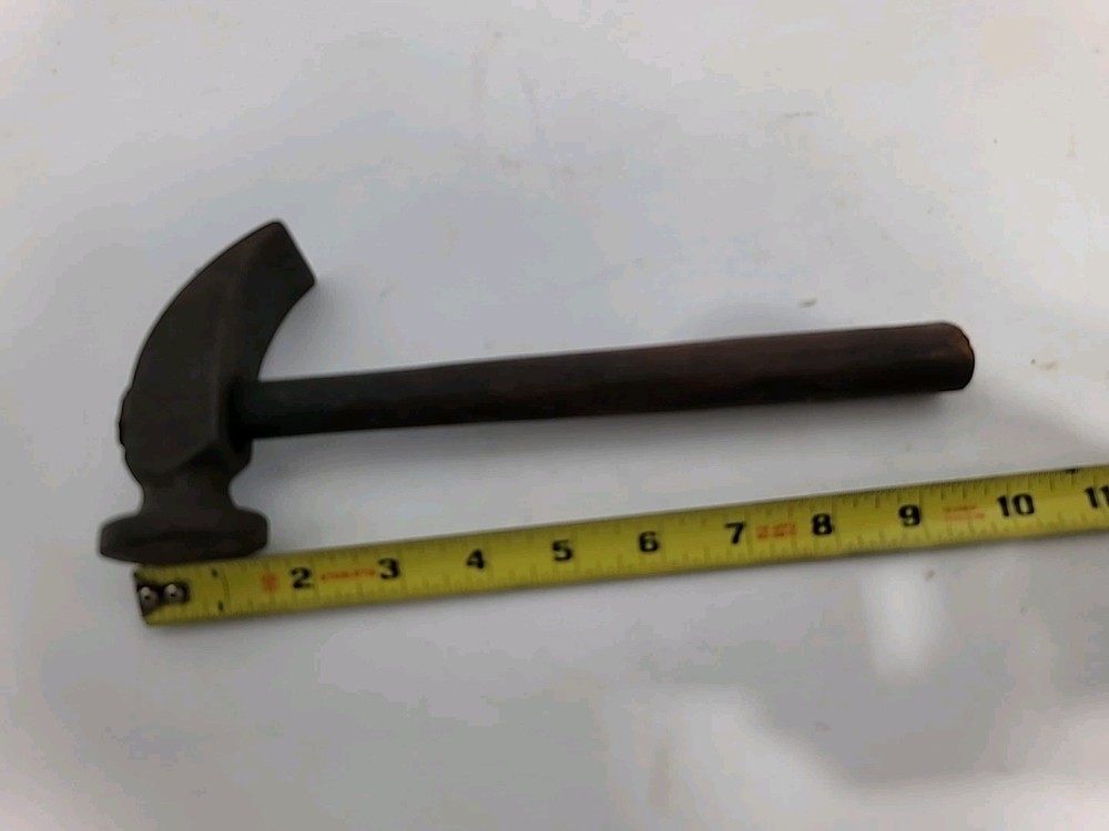 VINTAGE HAMMER COBBLERS BLACKSMITH HAMMER TOOL shoe maker