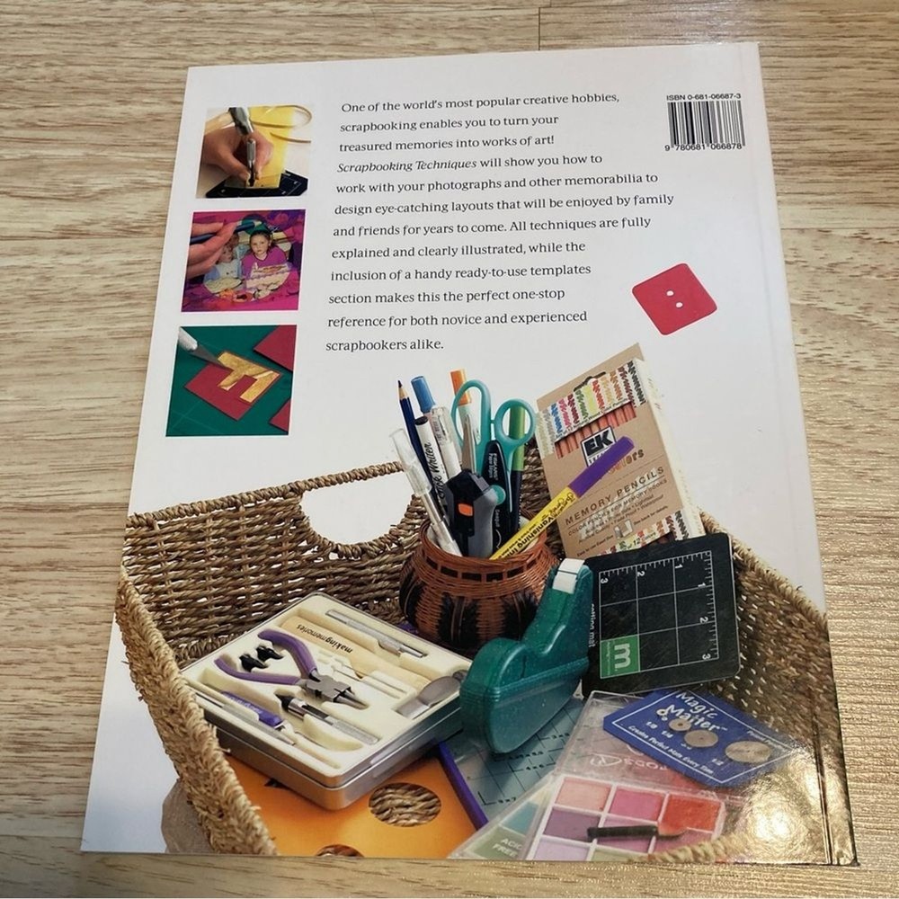 Scrapbooking Techniques Book
