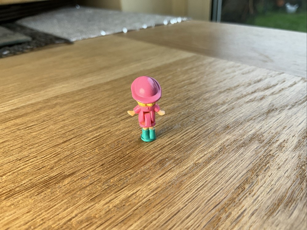 POLLY POCKET REPLACEMENT SPARE FIGURE FOR FUN TIME CLOCK PINK VARIATION 1991