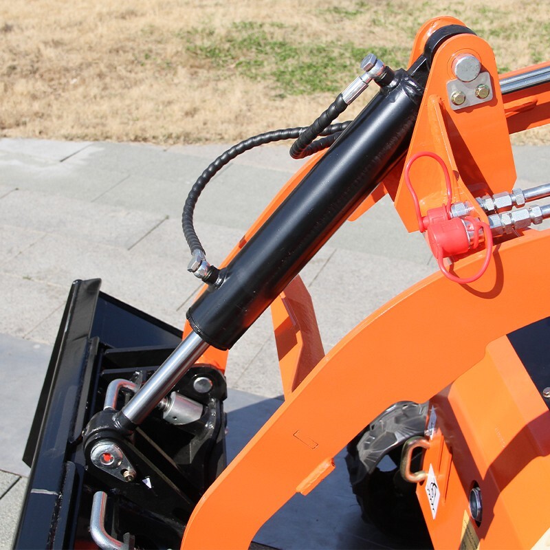 Free delivery.Mini crawler loader.13.5HP gasoline engine.Equipped with radiator