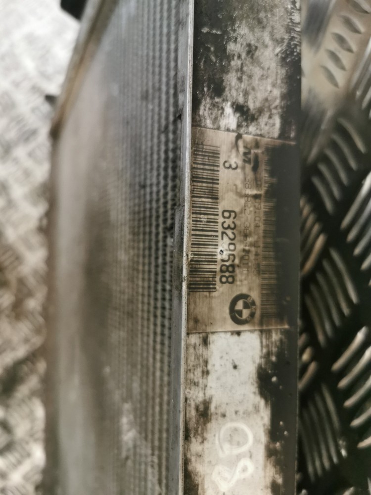 BMW E87 Engine Radiator 1 3 SERIES E90 E87 2.0 Petrol 6329688