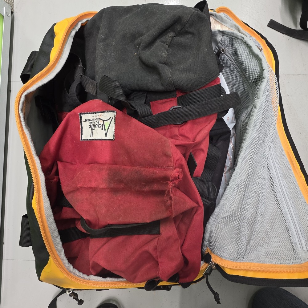 Thule | Chasm Duffel Bag | 70 Litres |Yellow & Black