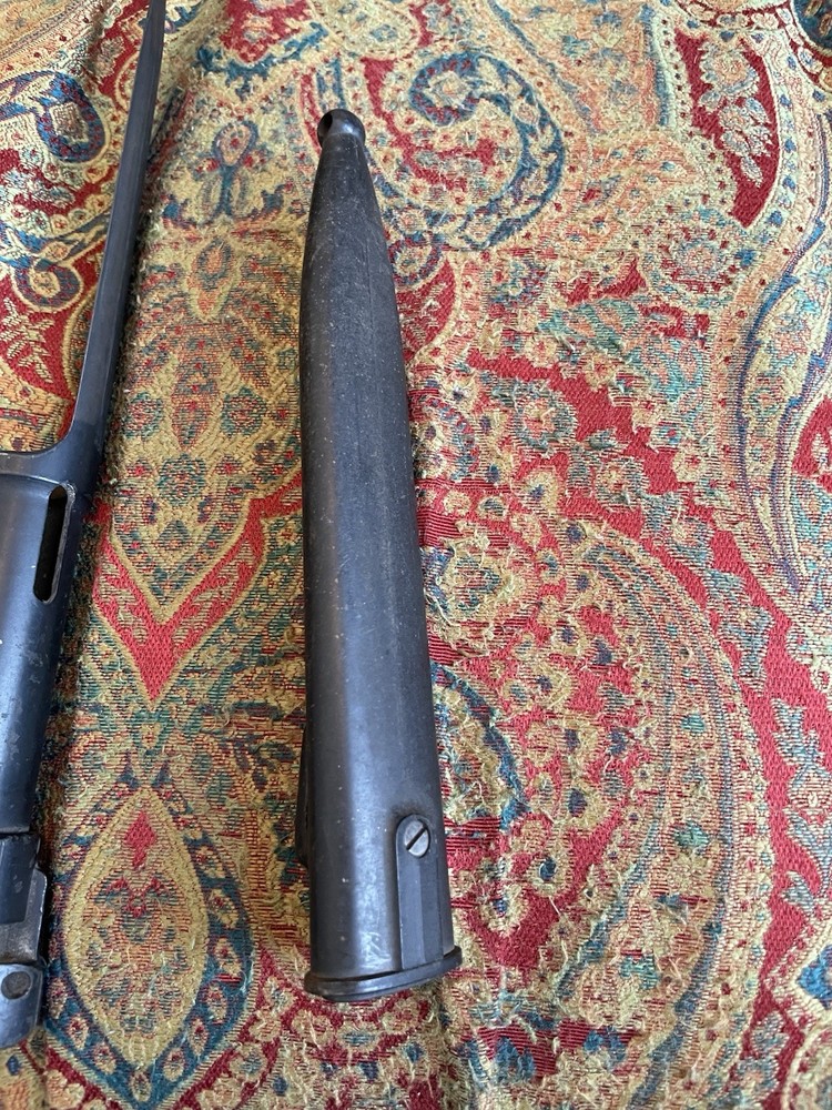 VINTAGE BAYONET W/ SHEATH