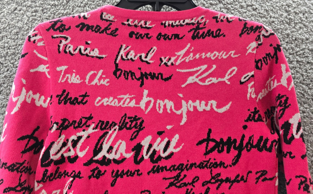 KARL LAGERFELD PARIS Allover Script Sweater Women's XS Teaberry Multi Pullover