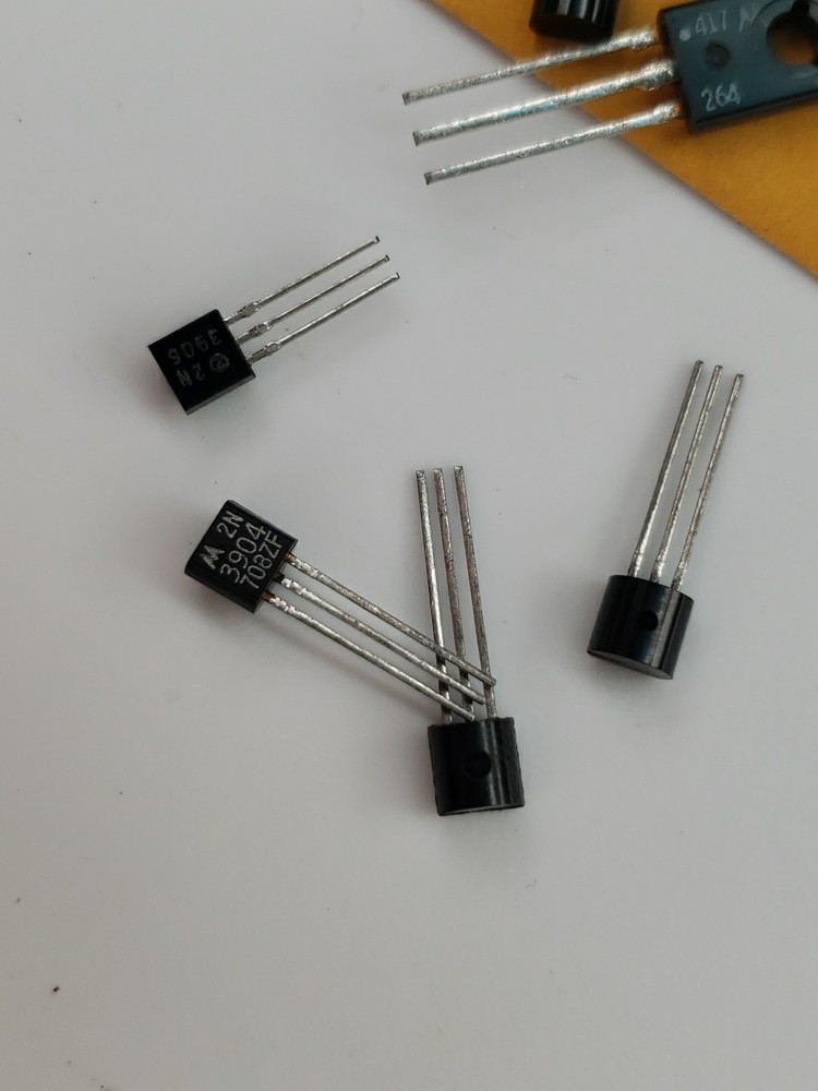 Twelve New Heathkit Misc Transistor Pack