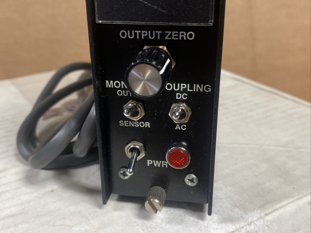 NEW Dytran 4115B Current Source Power Unit AC/DC Coupling, Adjustable, Switching