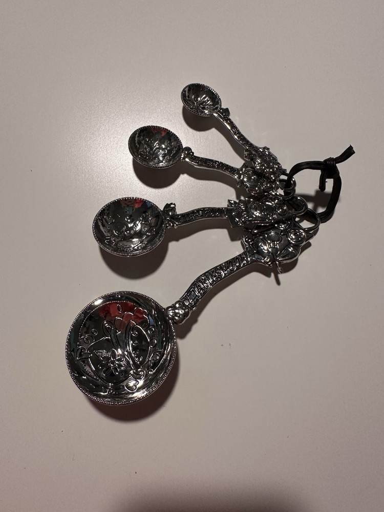 Measuring spoons Set Owls Silver Tone Very Pretty