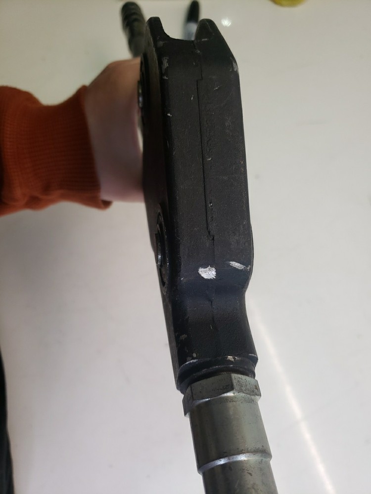 Big Daddy Riveter 39031 Hand Riveter