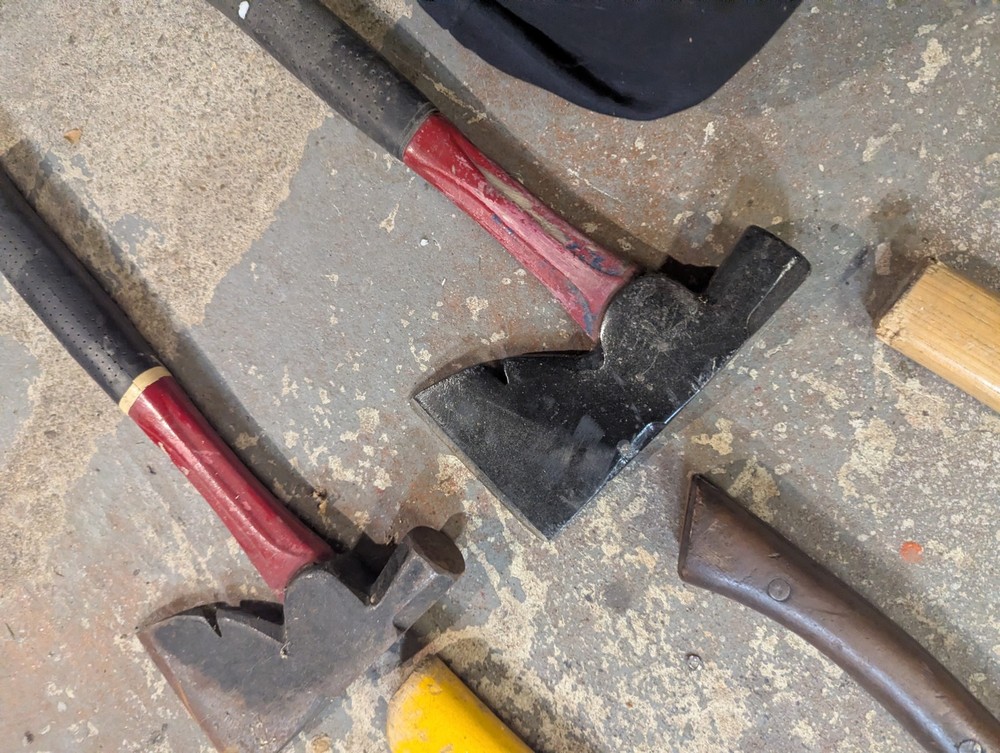 6, Vintage Hatchet Lot