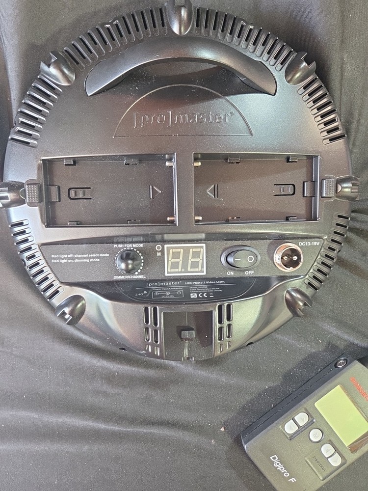 VL800D [Pro] Master Led Light