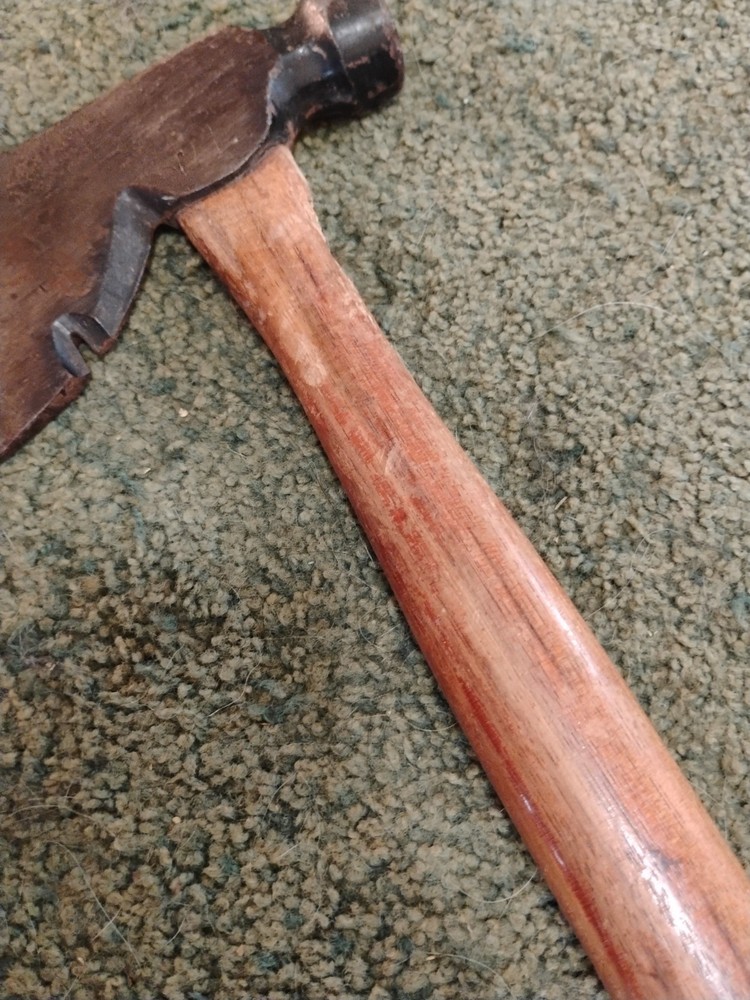 Vintage Wooden Handle Hatchet Very Sharp Solid Great Useable Condition USA