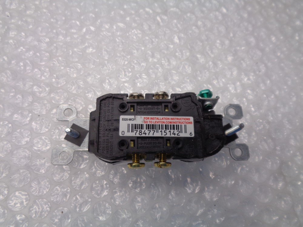 LEVITON 5320-WCP RECEPTACLE WHITE NSNP