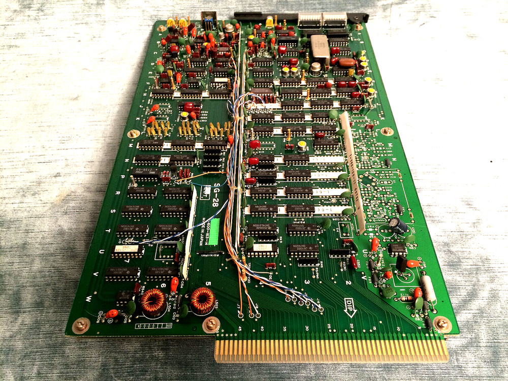 SONY BVT-2000 TIME BASE CORRECTOR CIRCUIT BOARD #6 SYNC GENERATOR 2 ( SG-28 ) #6