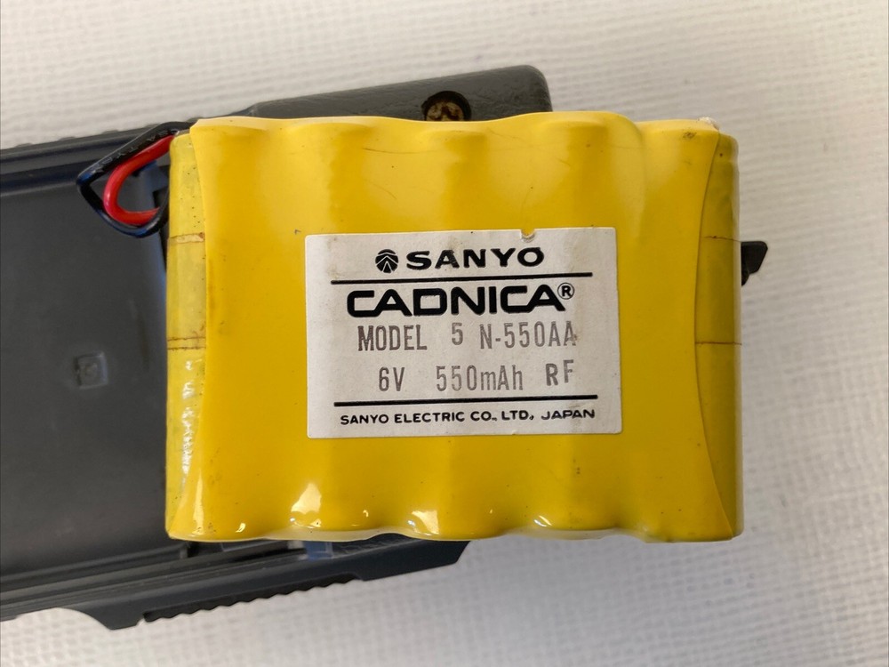 Tekk VHF Transceiver Gray PCI-150A & PTT Attachment (Function Unknown) Untested