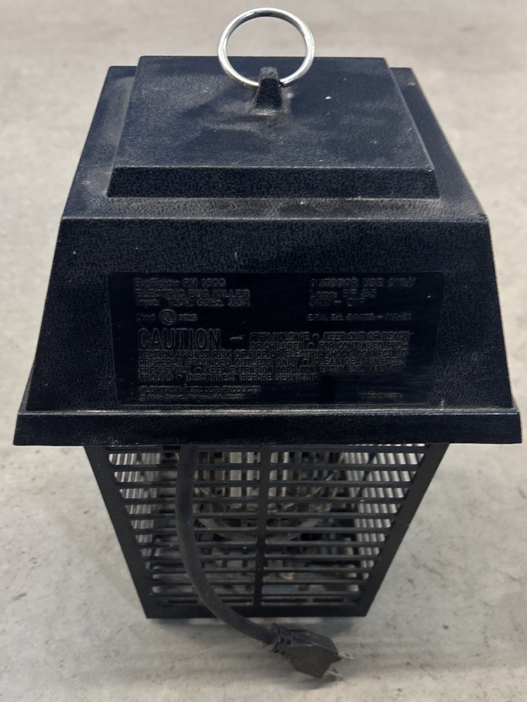 Flowtron Bug Fighter Electric Bug Mosquito Killer 1/2 Acre 15 Watts PM-1500 EUC