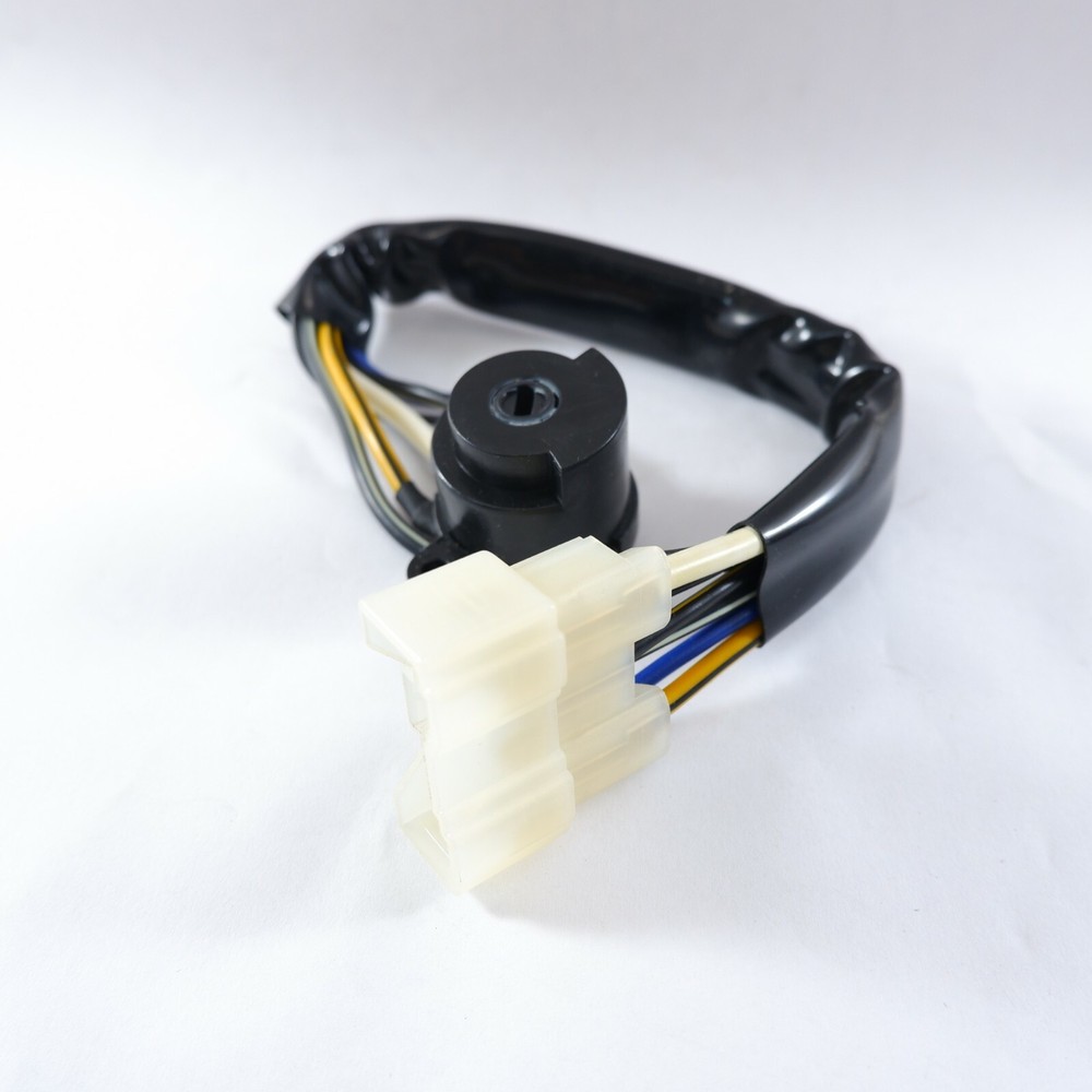 SUZUKI SIDEKICK TRACKER VITARA IGNITION SWITCH Brand New