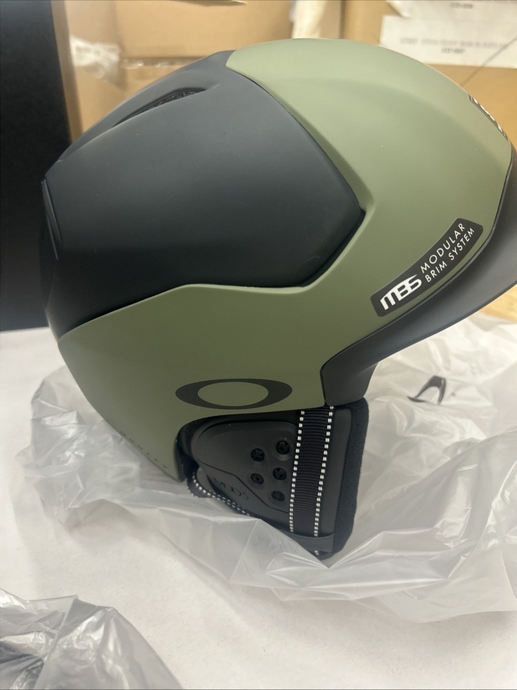 Oakley Mips Small Snow Ski Helmet Dark Brush