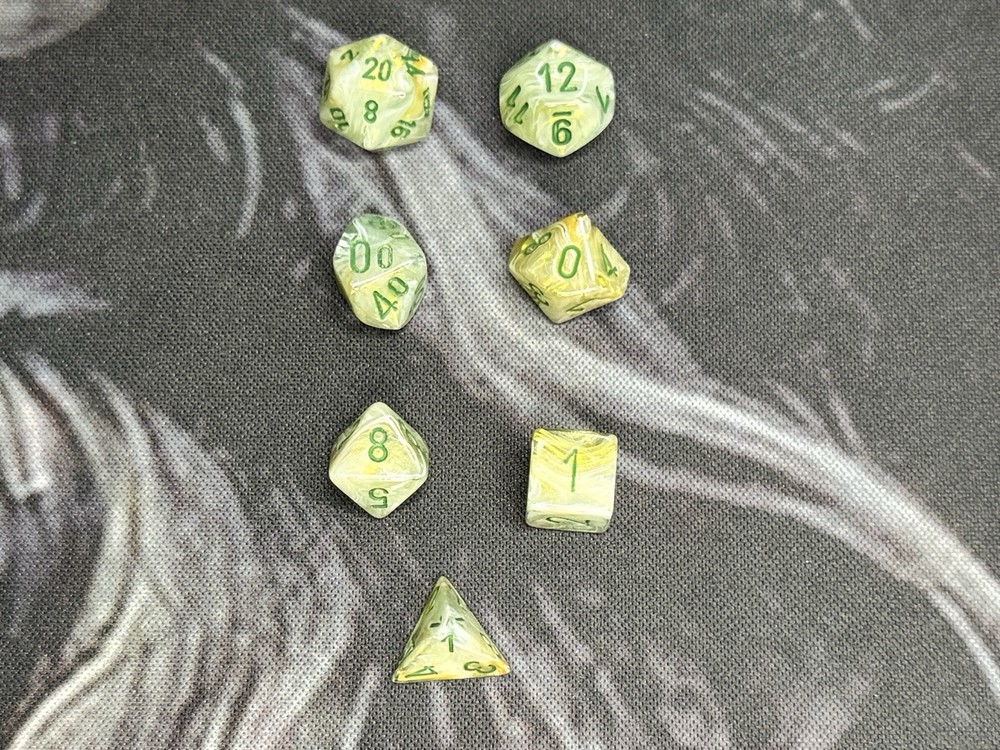 Dungeons & Dragons Green Yellow Marbled Mini Polyhedral Dice 7pcs Set for RPG