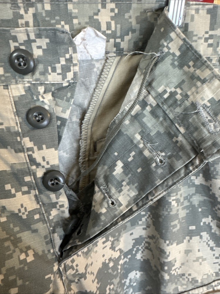 Medium Short - Army Combat Pants ACU Digital Camo USGI B366