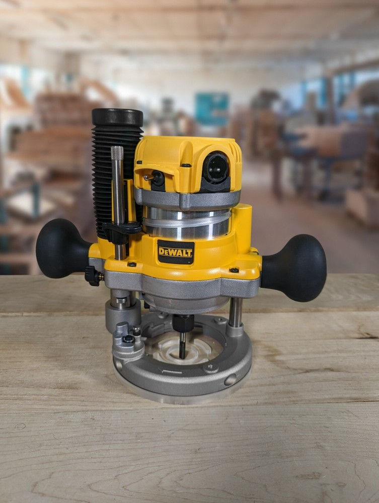 3/8" Thick baseplate upgrade with bushing compatibility for Dewalt DW6182