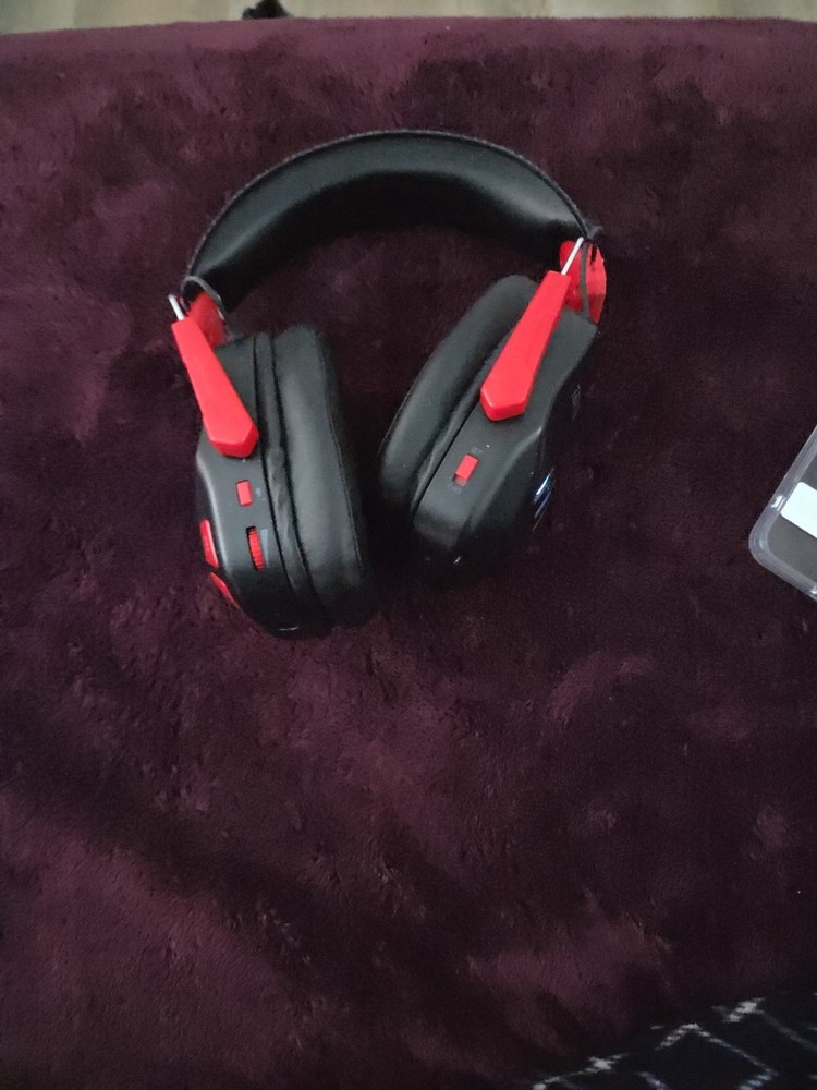 Headphones For PC-MOBILE-CONSOLES