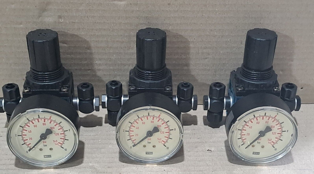 Rexroth 5350210030 + WIKA 8821690401018  pressure regulating valve 1 pcs #D7809#