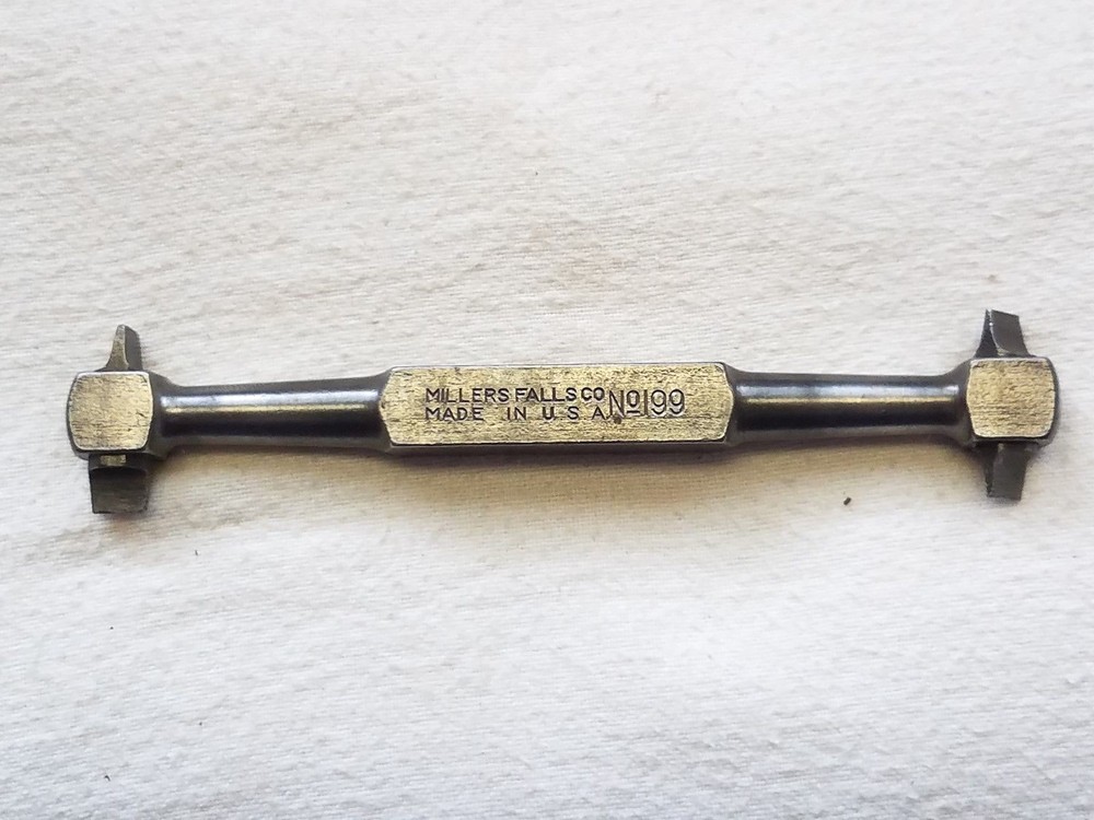 MILLER FALLS 4 WAY OFFSET FLATHEAD SCREWDRIVER TOOL NO. 199