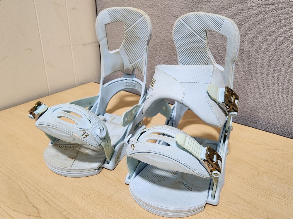 Burton Cartel Sky + Earth Blue Re:Flex Binding - Medium - No Right Ankle Strap
