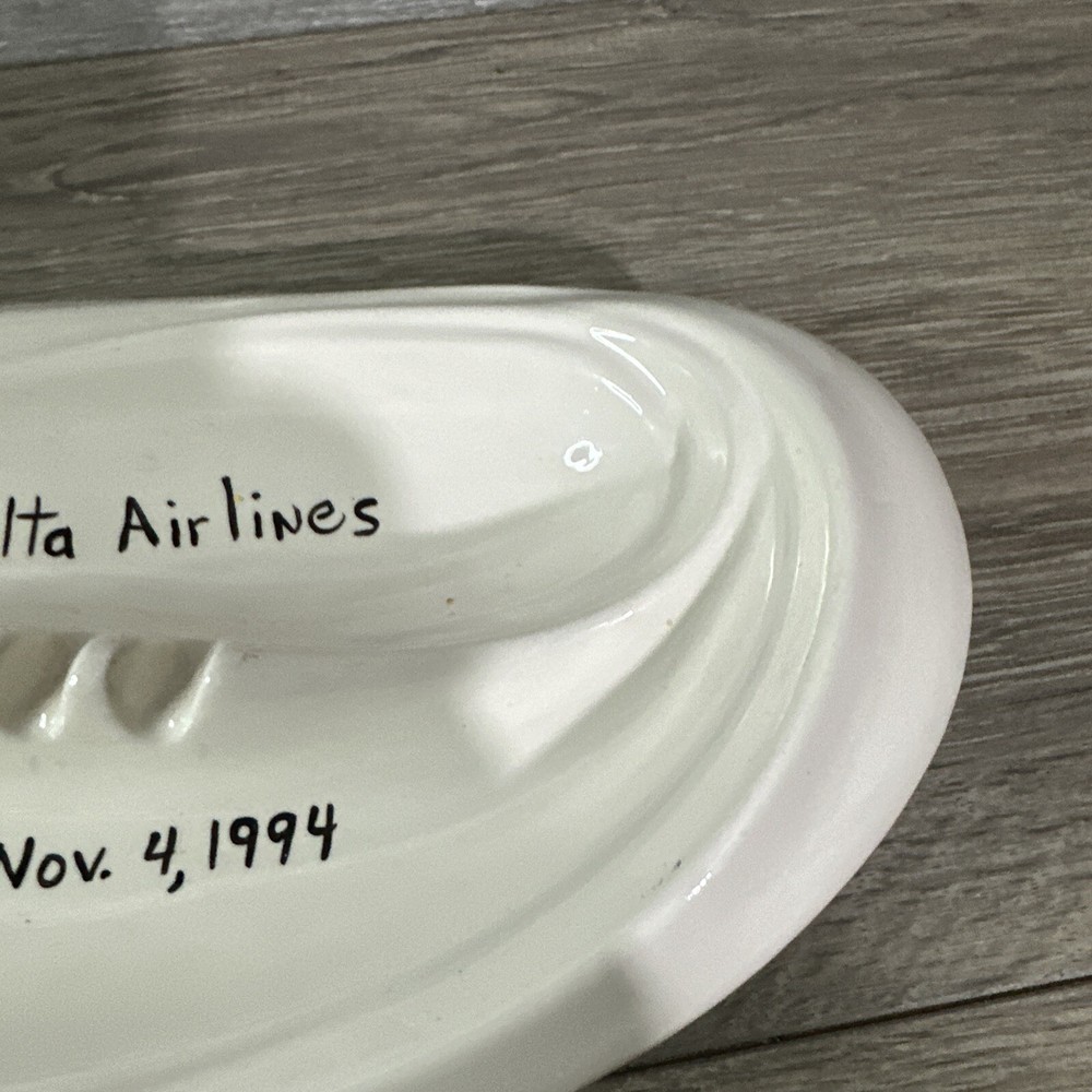 Ashtray Delta Airlines?