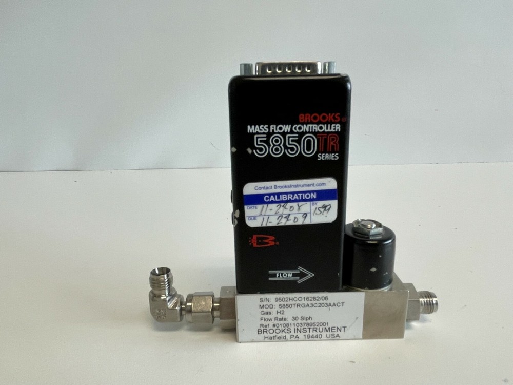 U2:  Brooks 5850TR Mass Flow Controller 5850 TR Series