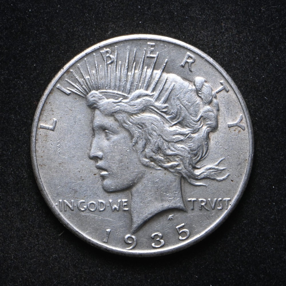 1935 Peace Silver Dollar (cn16906)
