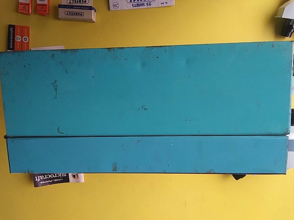 Vintage 1960 Lionel-Porter Panel Microcraft Microscope Labmaster Lab with slides