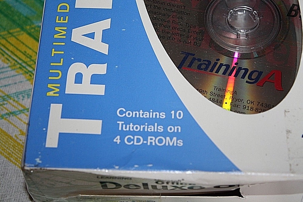 Microsoft Office XP & 2000 Training Deluxe Office 10 Tutorials on 4 CD-Roms-G-=