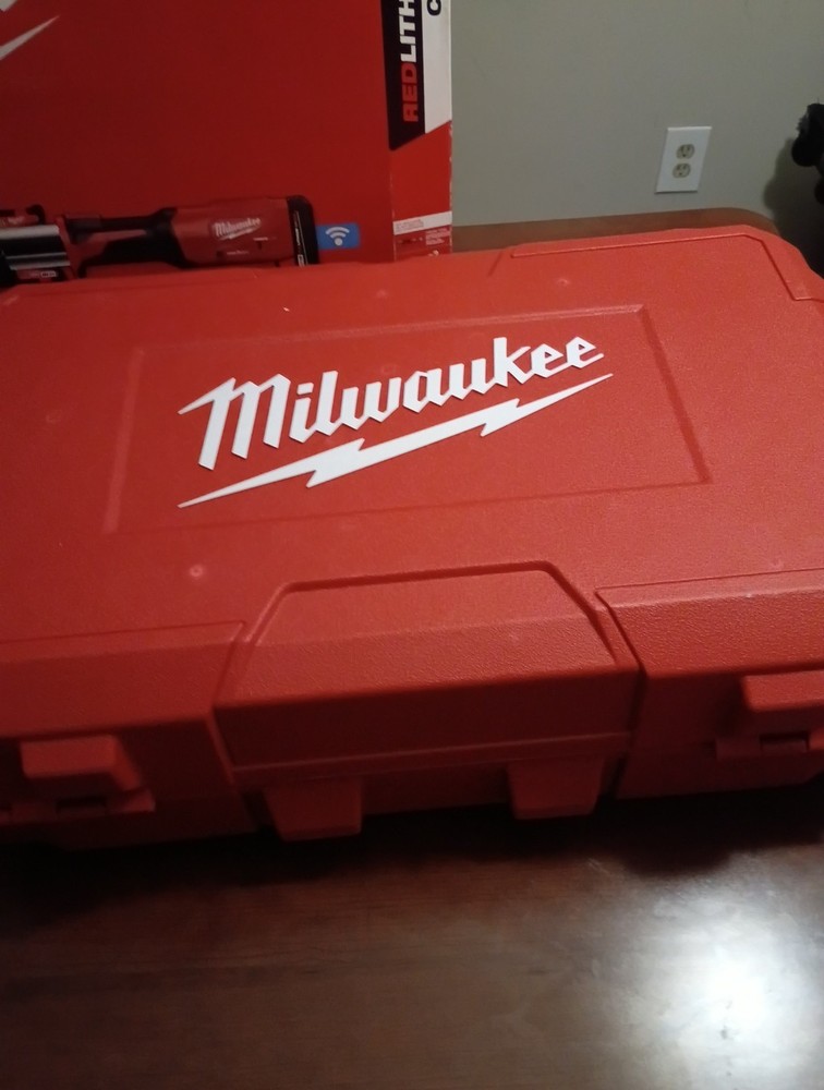 milwaukee 2922-22 m18 force logic press tool
