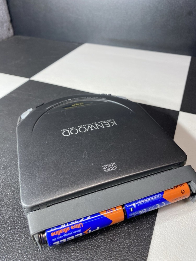 Kenwood DPC-731 Portable Compact Disc Player AS IS