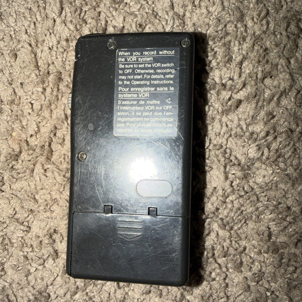 Sony M-665V Handheld Microcassette-Corder VOR Voice Operating Recorder
