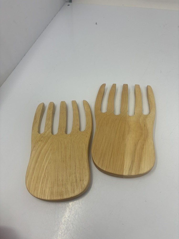 Grizzly Paws Wooden Salad & Pasta Server Claws, Serving Kitchen Tool