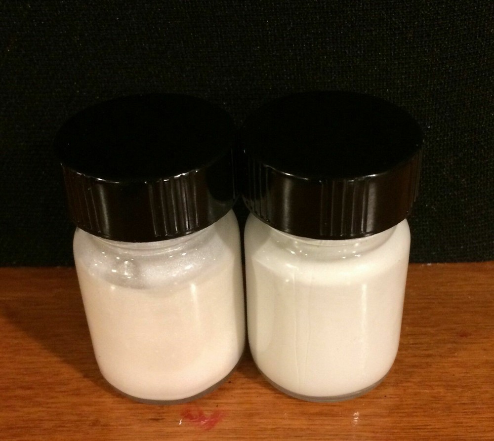 Toyota  Touch Up Paint Blizzard Pearl White Code 070
