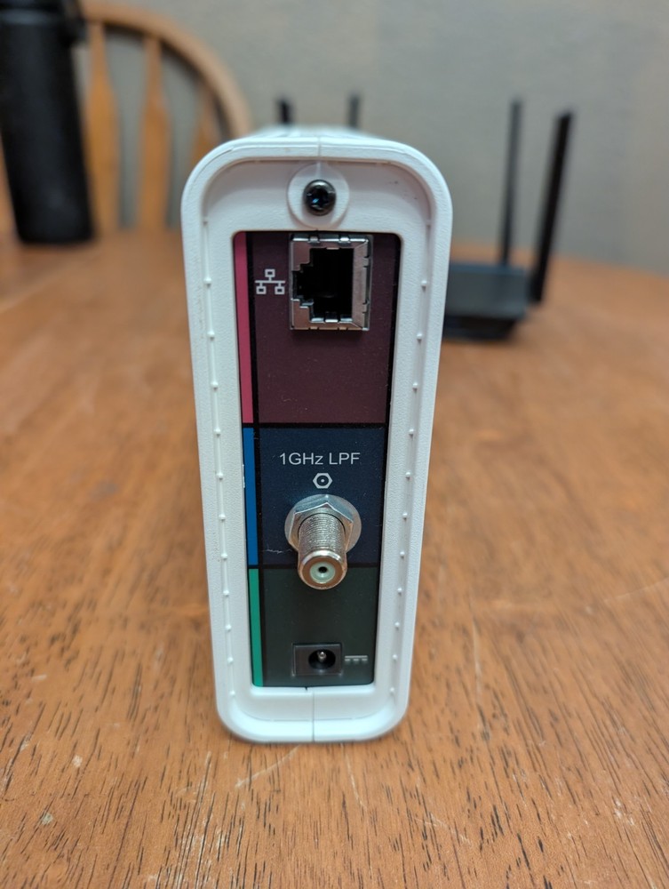 Asus Wireless Router And Arris Surfboard Modem Bundle