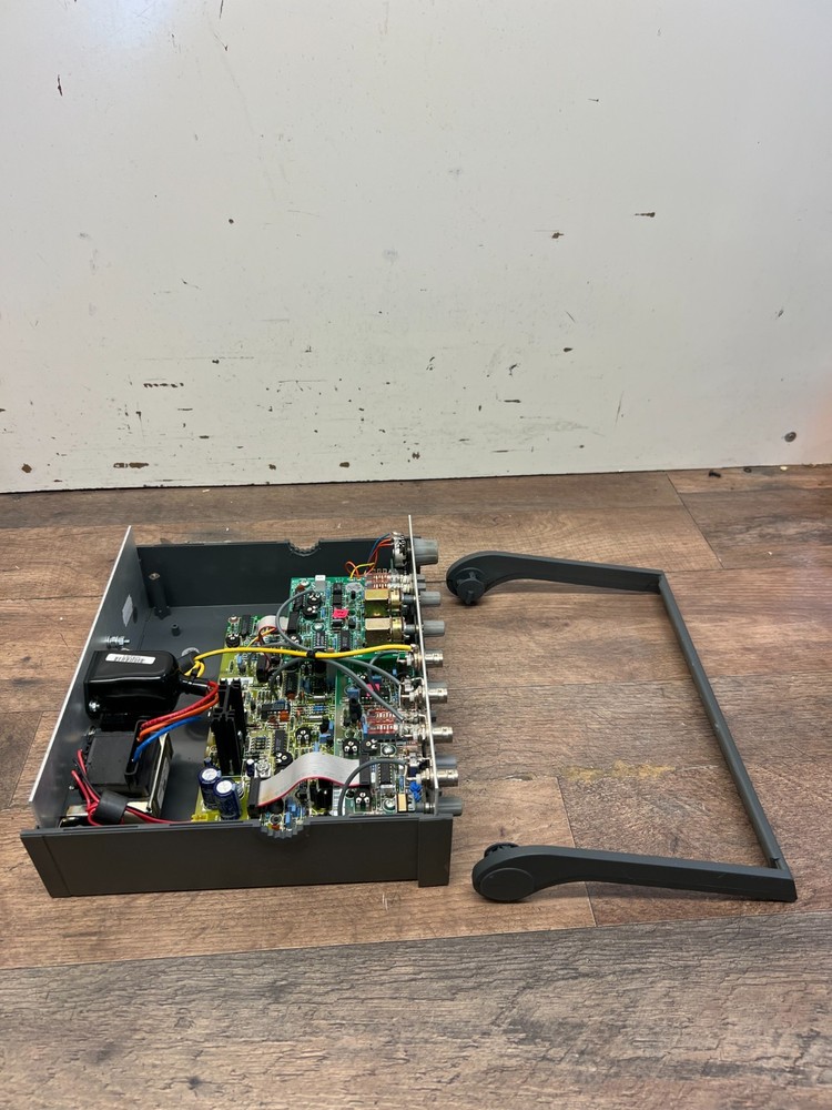 Wavetek Model 19 2MHz Sweep Function Generator, working but no case