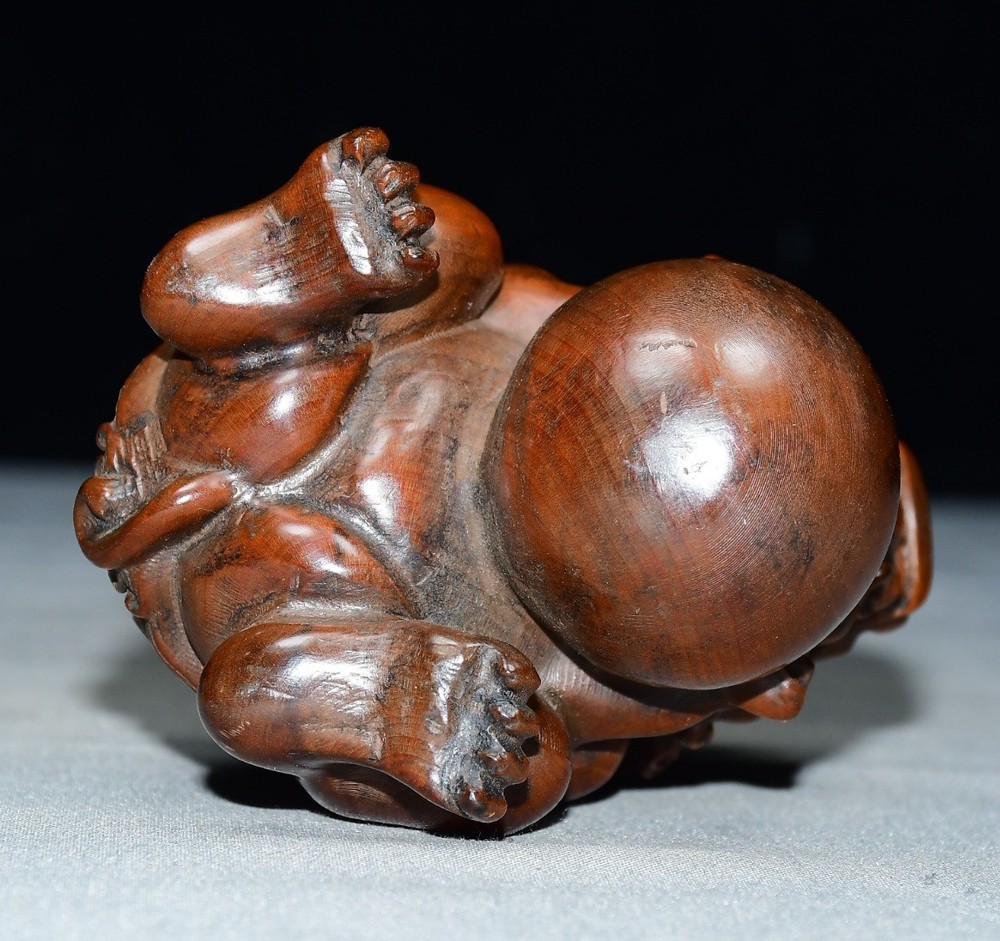 Exquisite Small Leaf Boxwood Unicorn Ornament