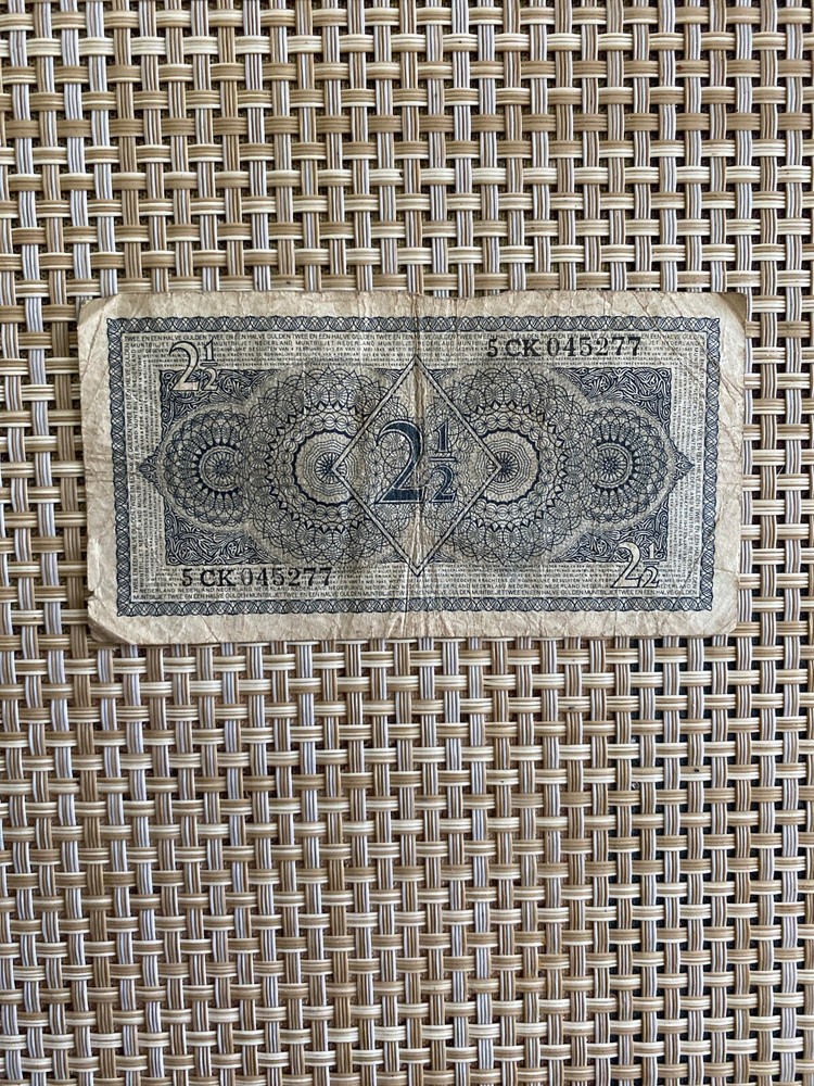 2 1/2 Gulden Muntbiljet From Netherlands 1949