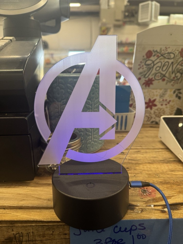 Illusion Avengers Logo Lamp, 3D Light Experience